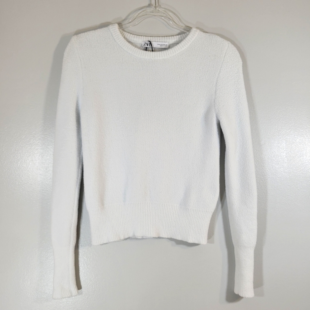 ZARA white boucle knit stretchy crewneck long sleeve semi-cropped sweater